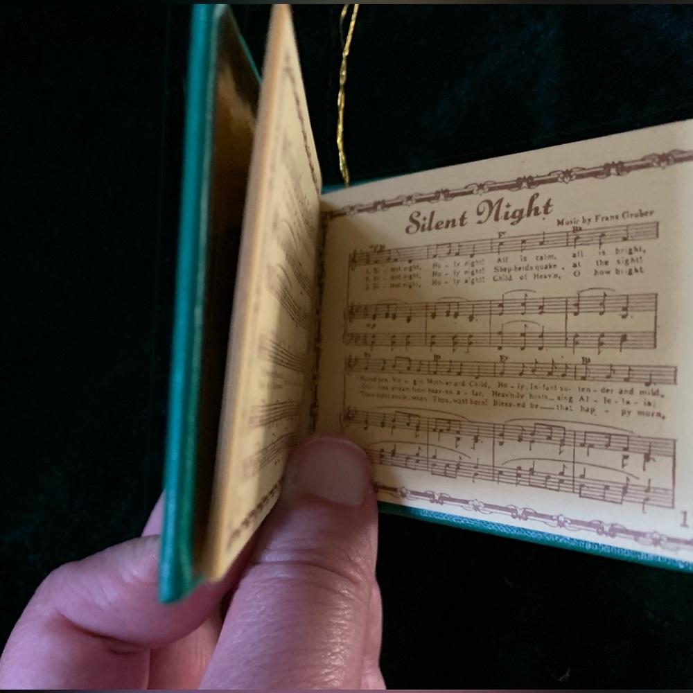 Vintage Christmas Carols Mini Book Ornament (~3") - Picture 5 of 9